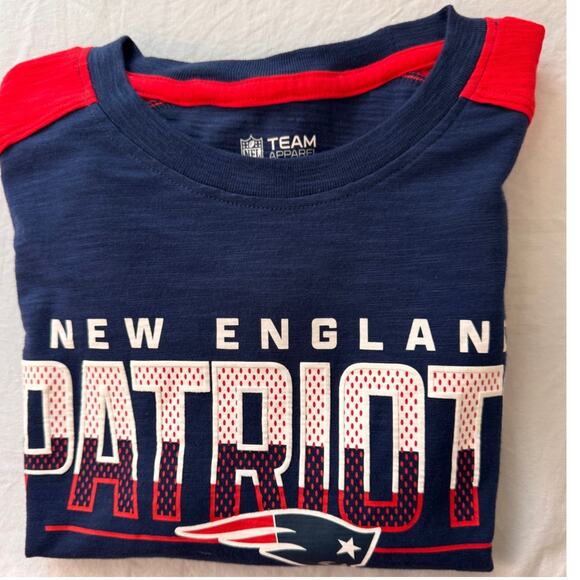 New NFL Team Apparel PATRIOTS Men's Blue Red Short Sleeve T Shirt Size L - Picture 3 of 5